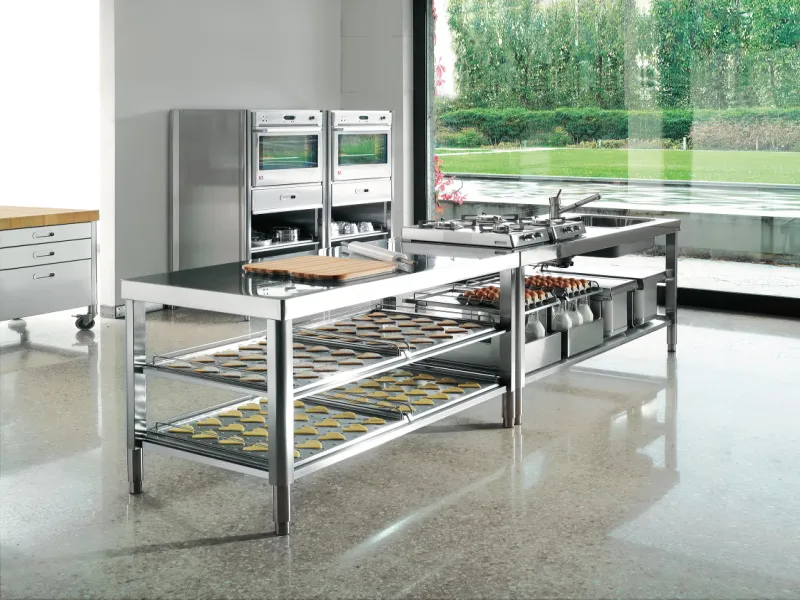 ung dung cua inox trong doi song va trong trang tri noi that