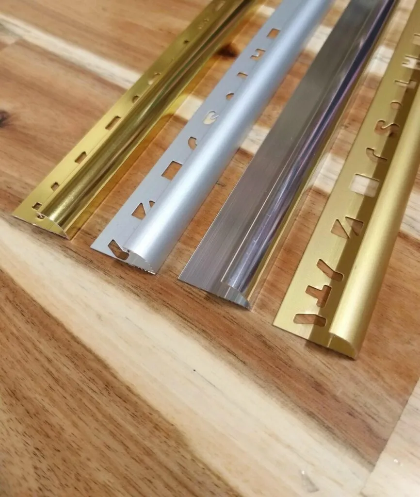 Giá Nẹp Inox Bo Góc - Nẹp Chống Trơn Tại Đà Nẵng